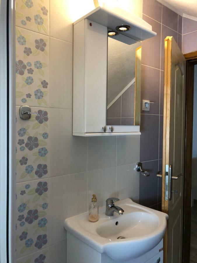 Apartman Nina2 Risan Luaran gambar